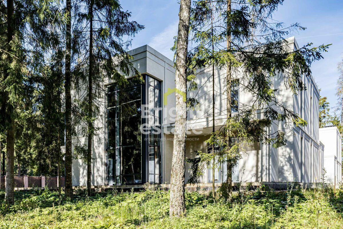 2-этажный коттедж 520 м² без отделки