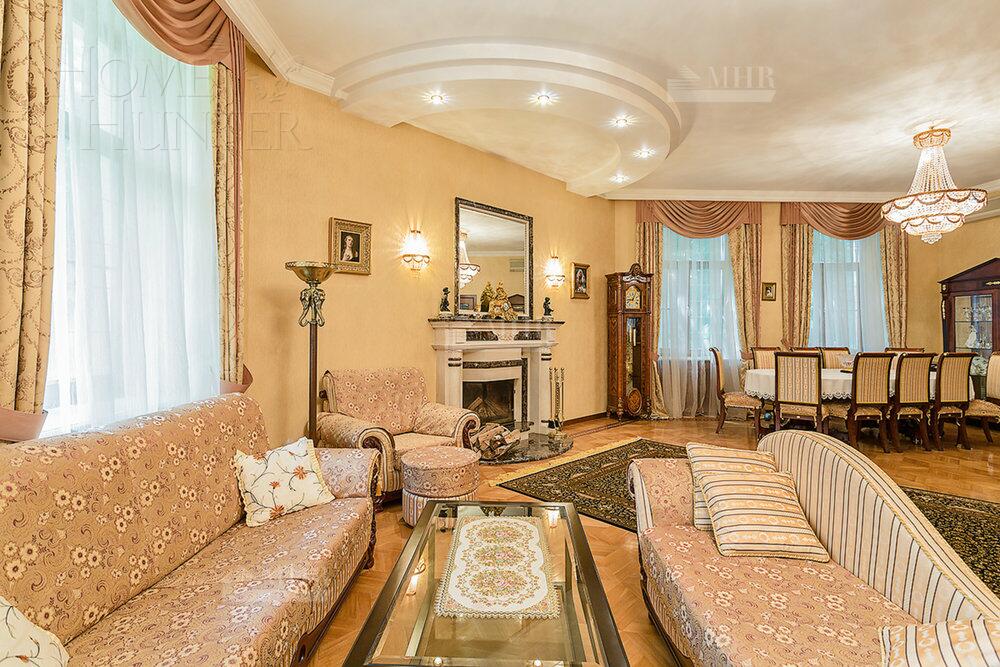 2-этажный коттедж 1 100 м² с отделкой