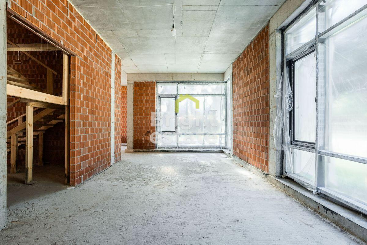 2-этажный коттедж 520 м² без отделки