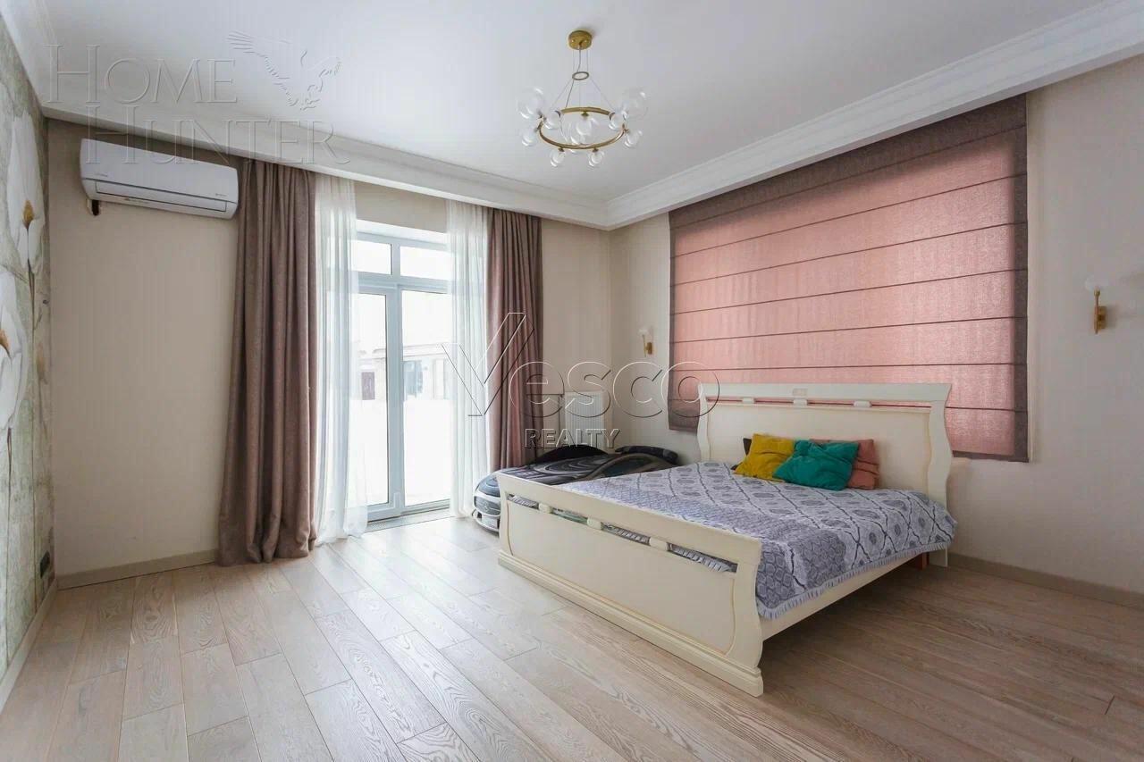 2-этажный коттедж 325 м² с отделкой