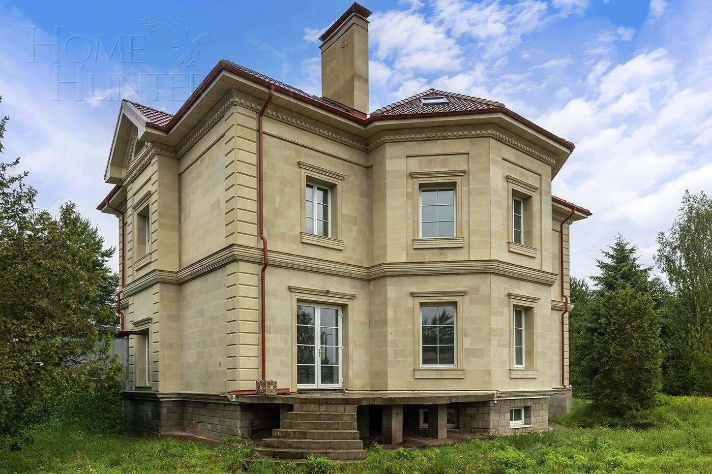 2-этажный коттедж 577.9 м² без отделки