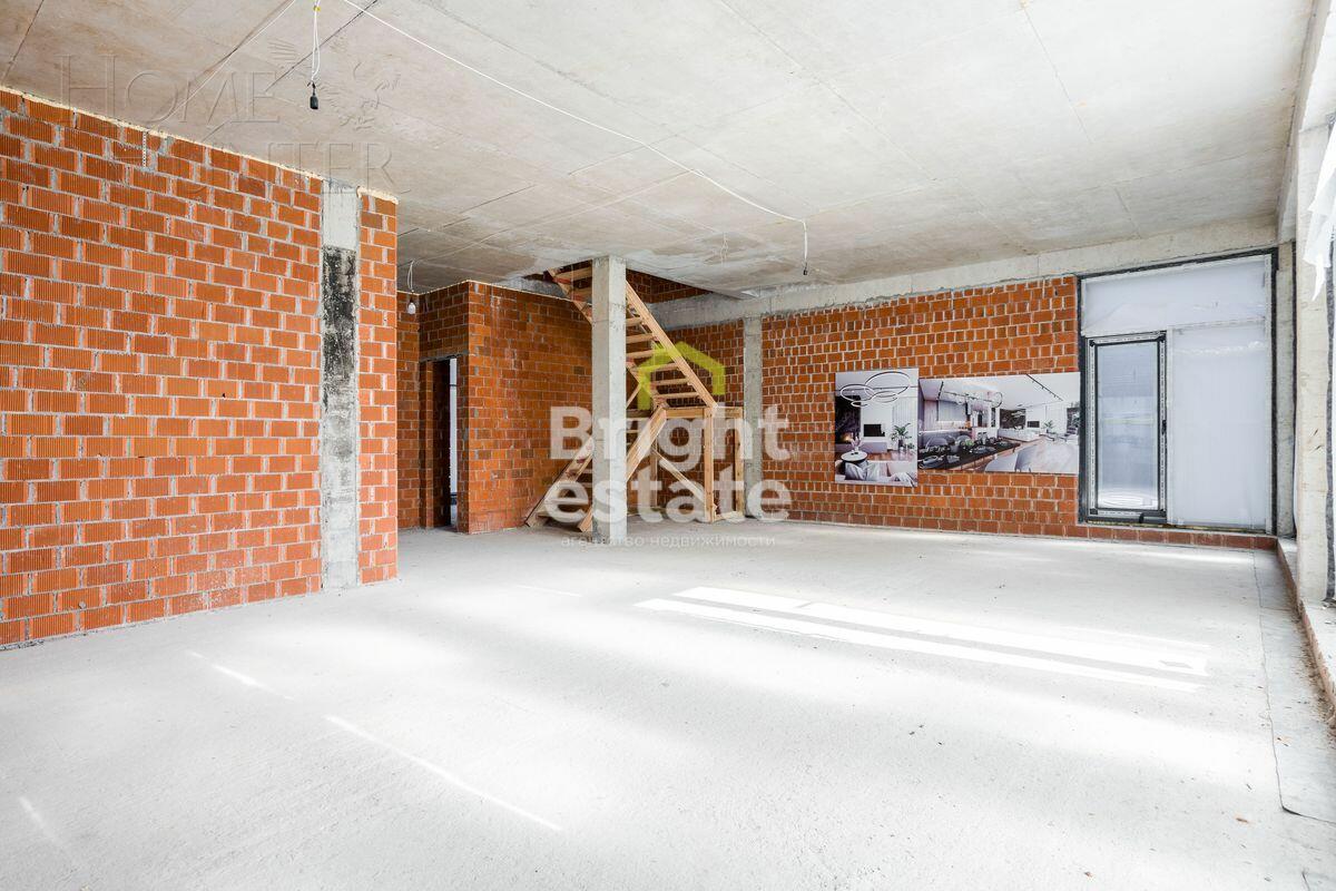 2-этажный коттедж 306 м² без отделки