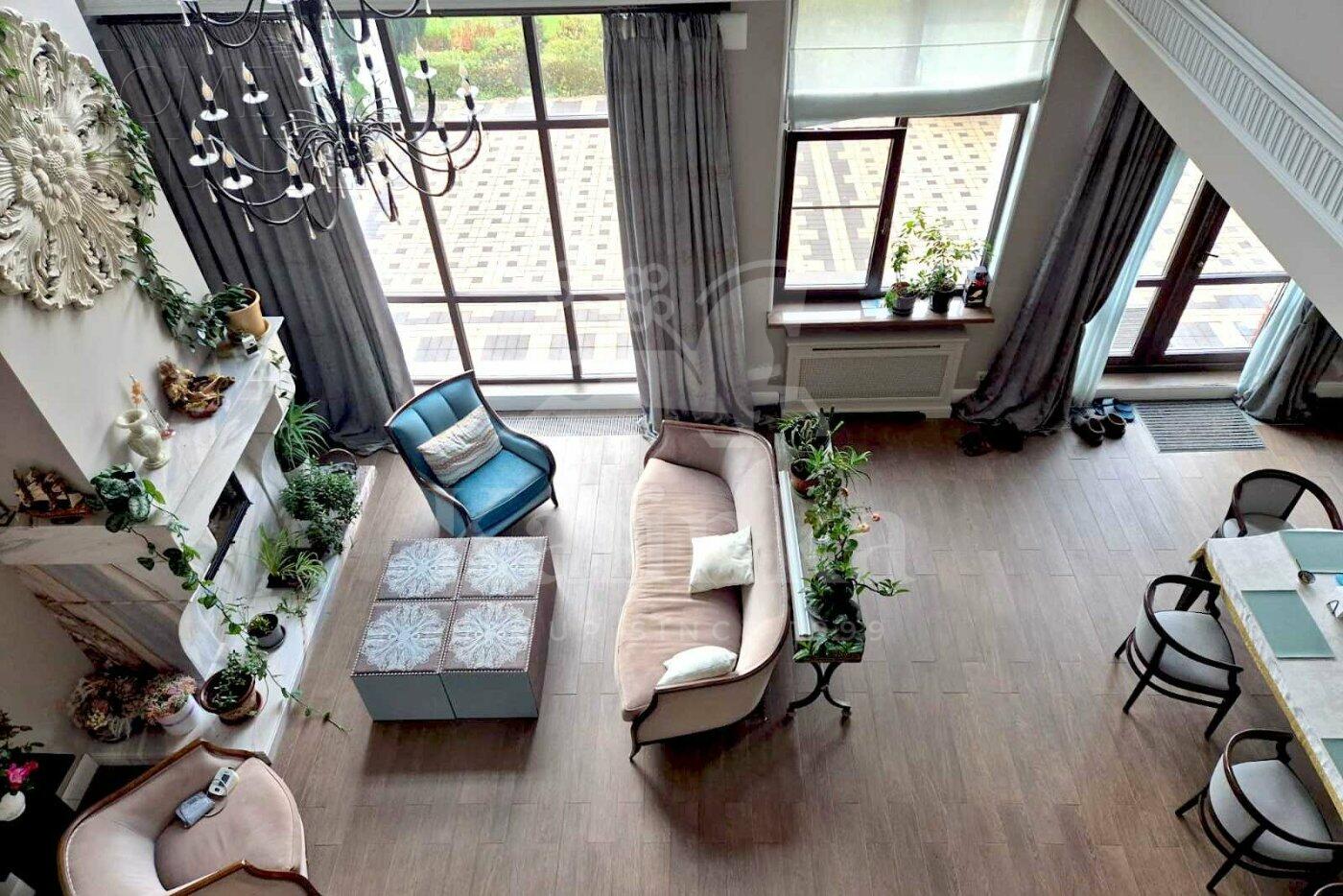 2-этажный коттедж 678 м² с отделкой