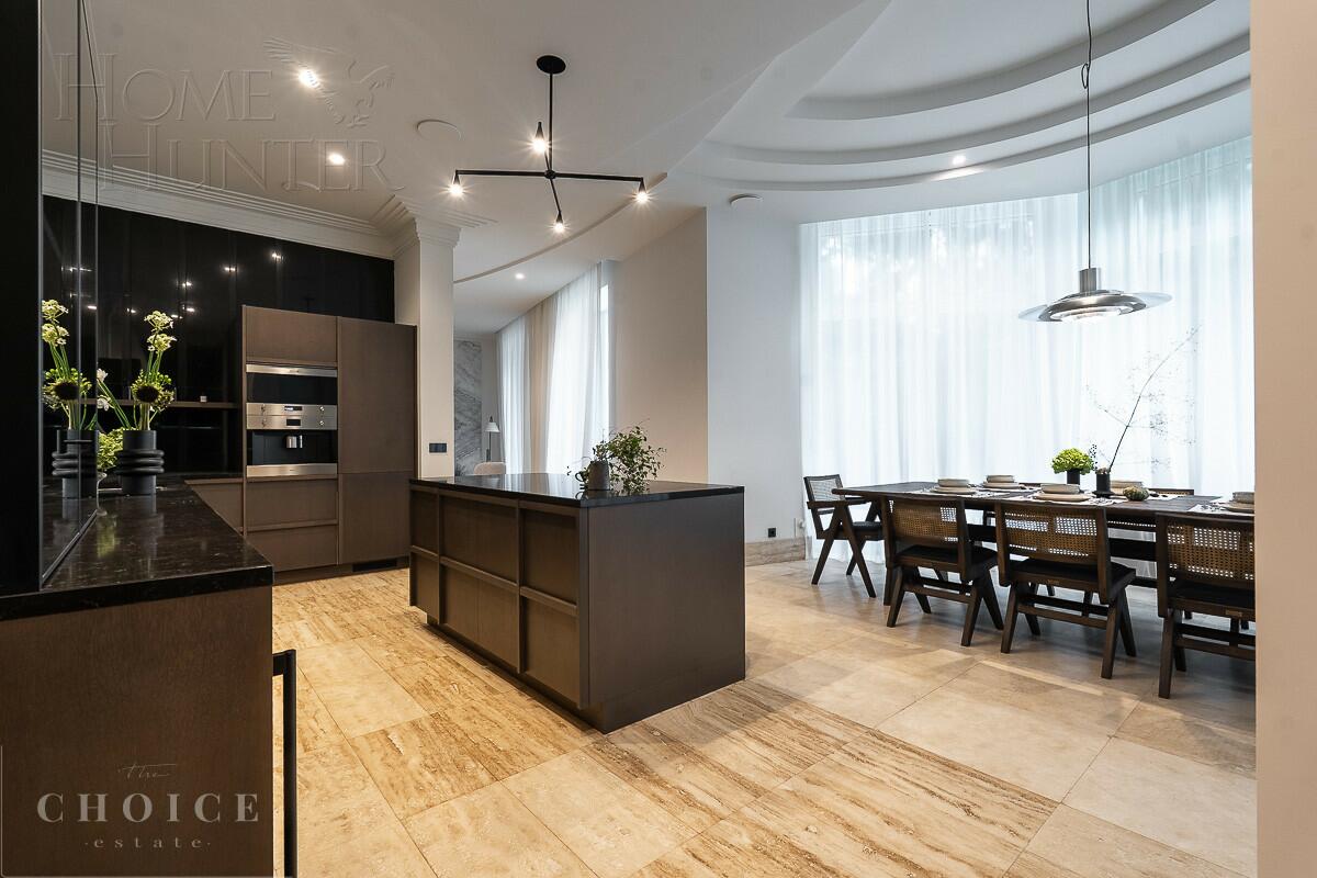 2-этажный коттедж 830 м² без отделки