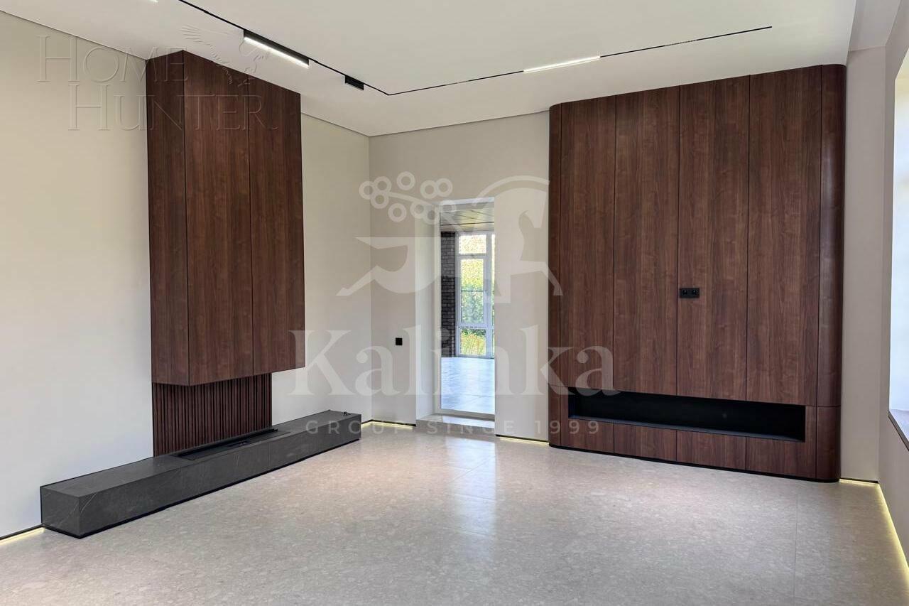 2-этажный коттедж 282.1 м² без отделки