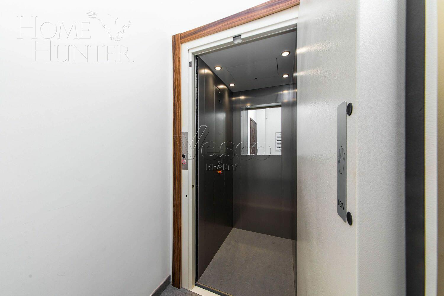 2-этажный таунхаус 600 м² с отделкой