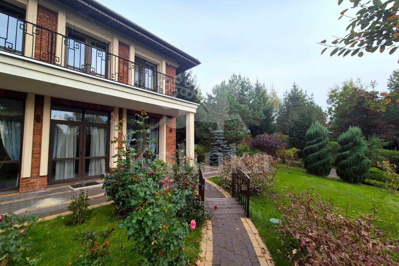 2-этажный коттедж 678 м² с отделкой