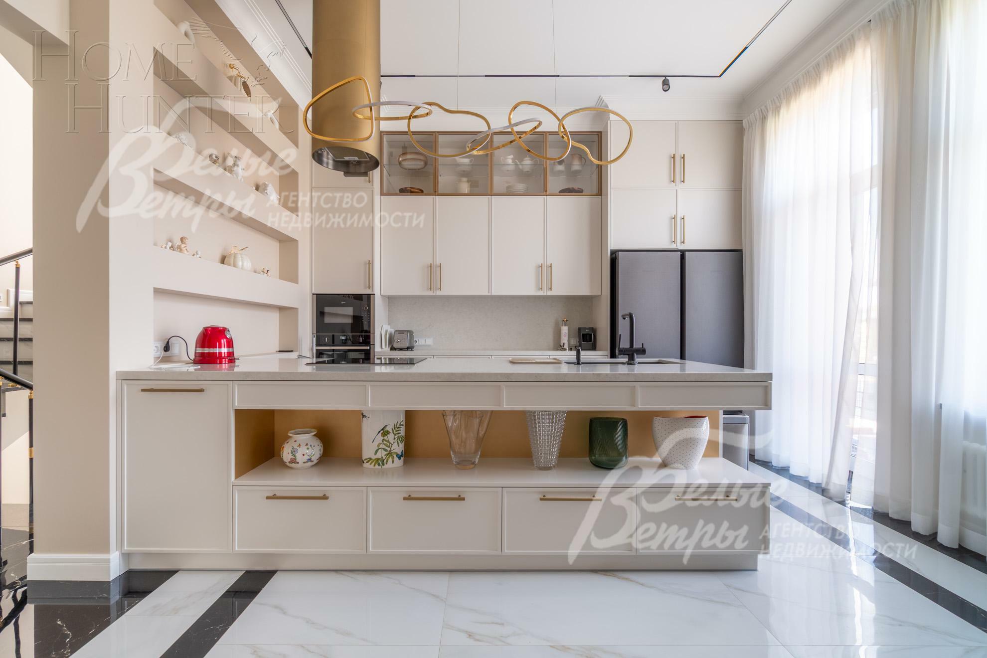 2-этажный коттедж 542 м² с отделкой