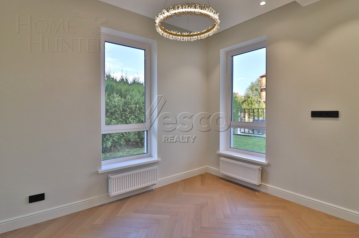 2-этажный коттедж 240 м² с отделкой