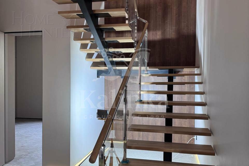 2-этажный коттедж 282.1 м² без отделки