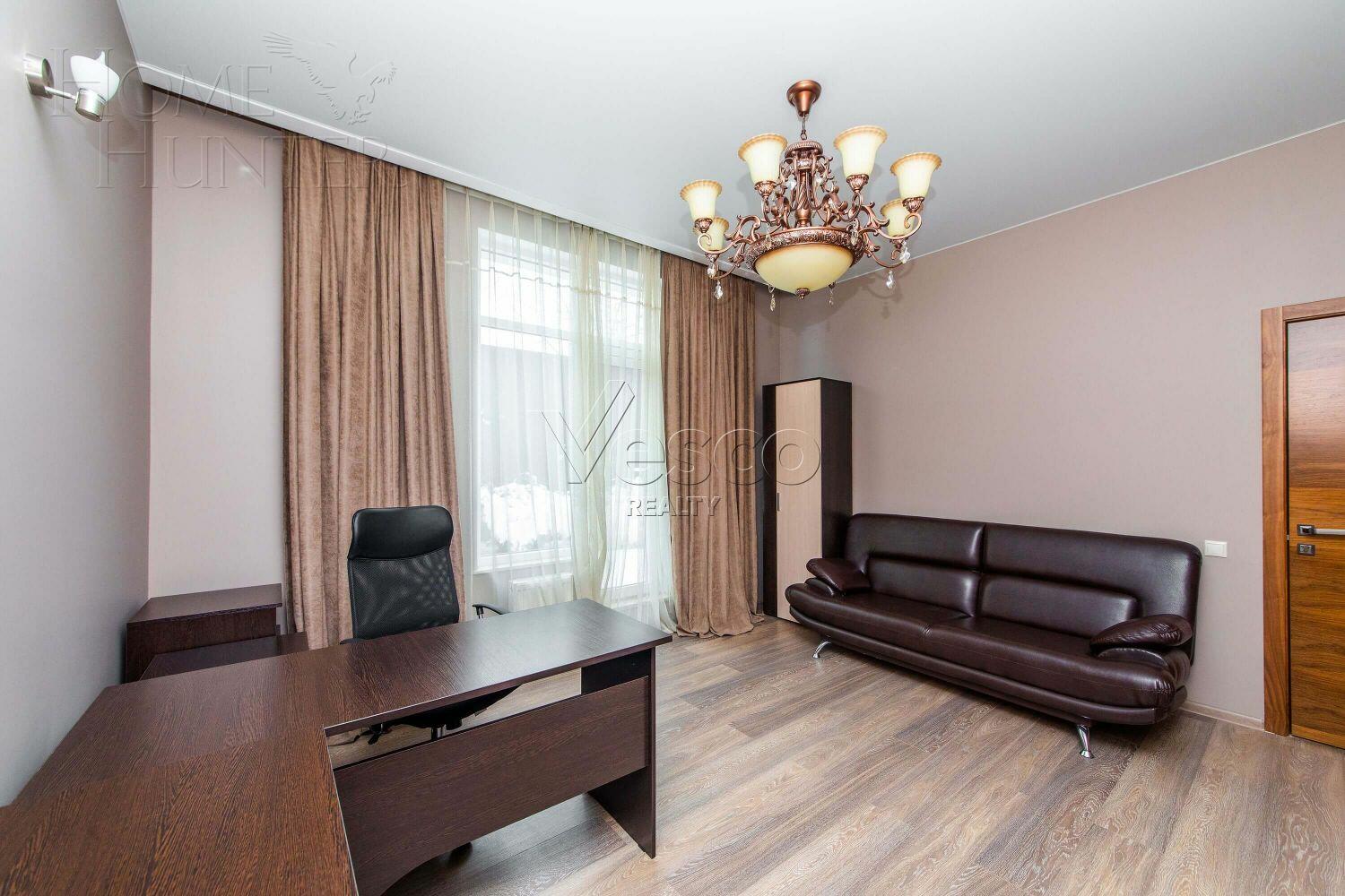 2-этажный таунхаус 600 м² с отделкой
