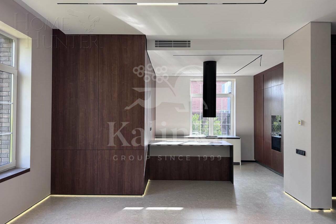 2-этажный коттедж 282.1 м² без отделки