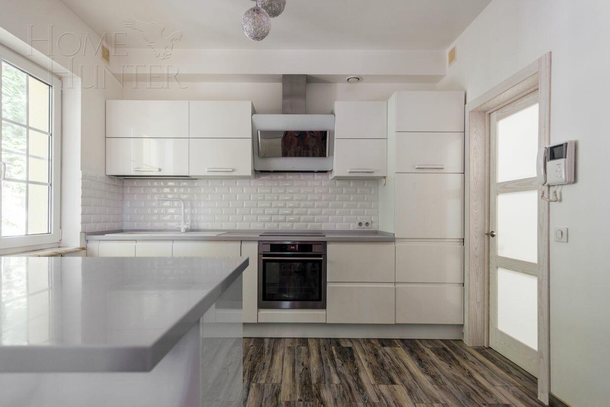 2-этажный коттедж 282.7 м² с отделкой