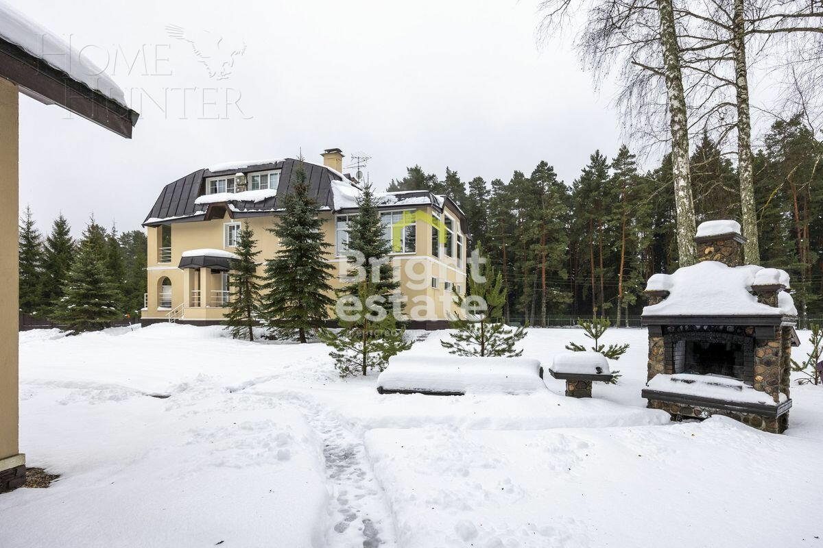 3-этажный коттедж 800 м² с отделкой