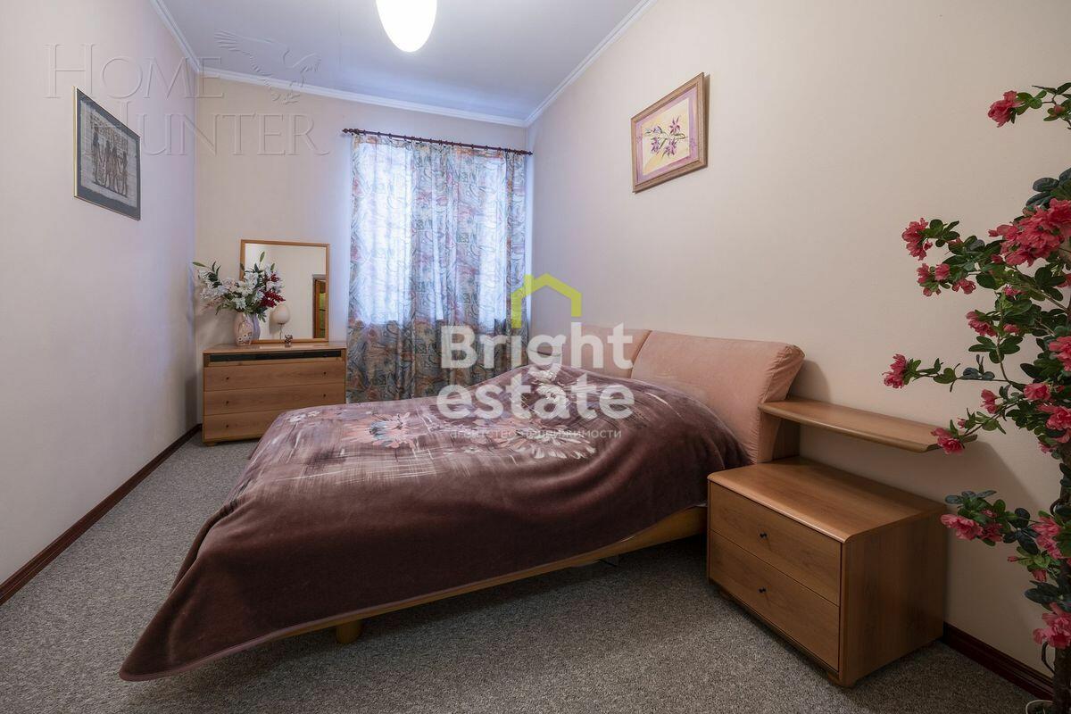 3-этажный коттедж 800 м² с отделкой