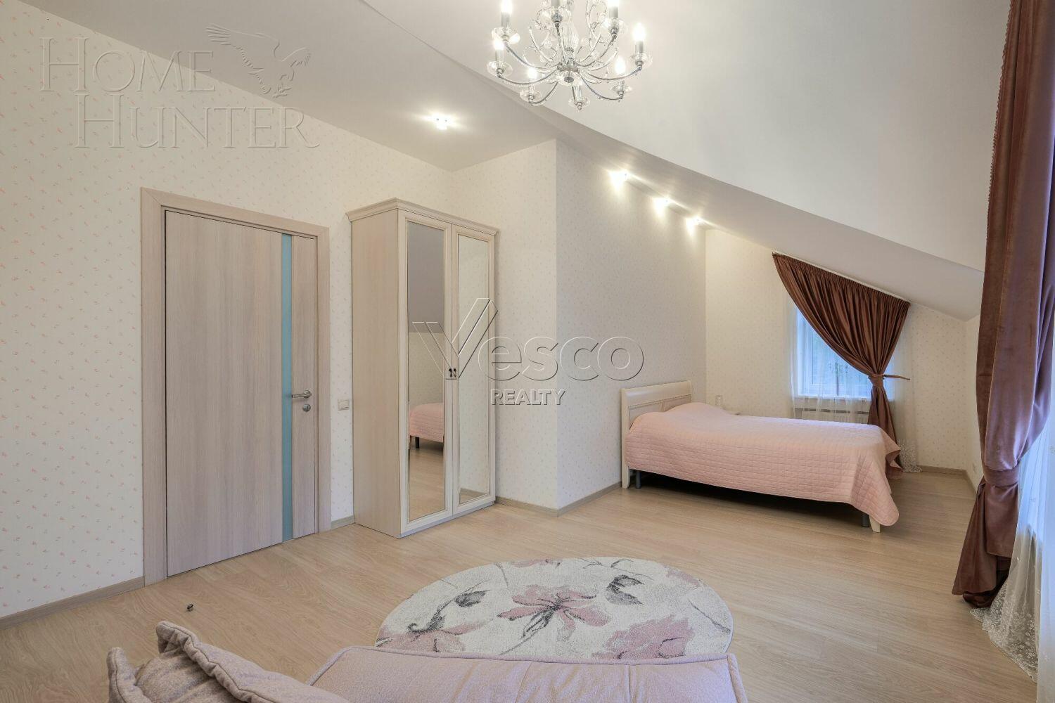 3-этажный коттедж 489 м² с отделкой