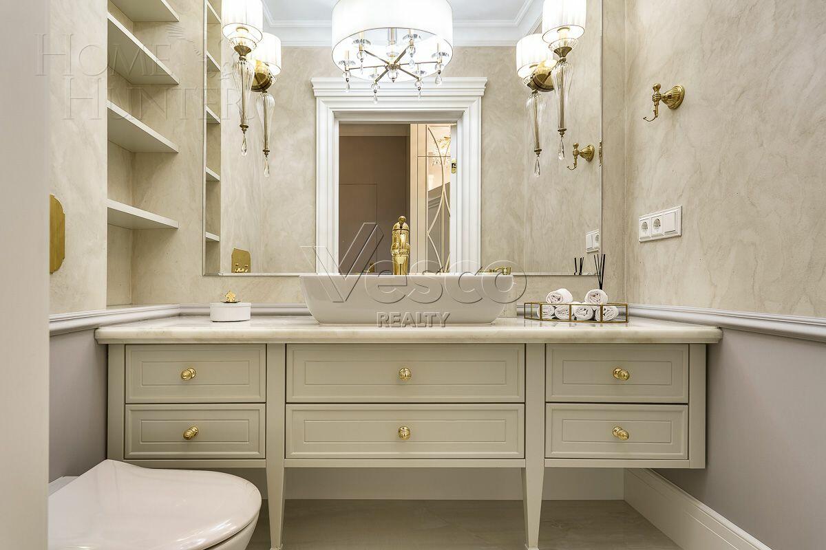 2-этажный коттедж 350 м² с отделкой