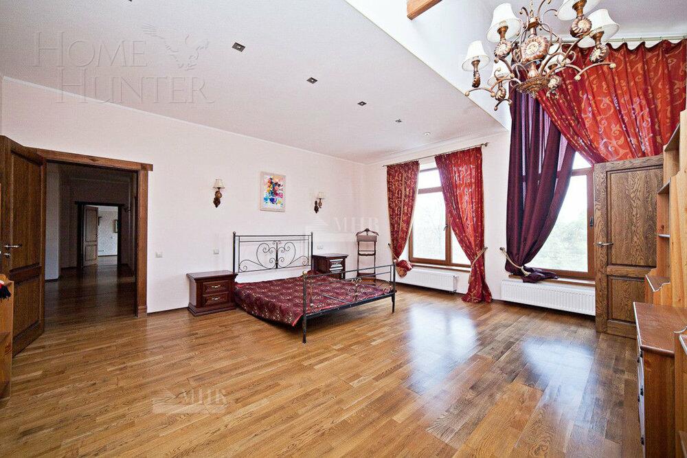 2-этажный коттедж 600 м² с отделкой