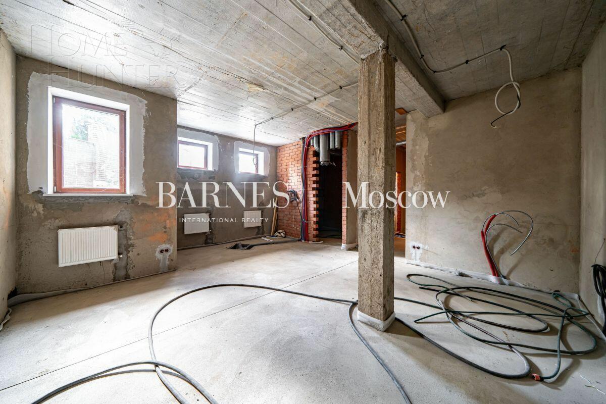 2-этажный коттедж 635.2 м² без отделки