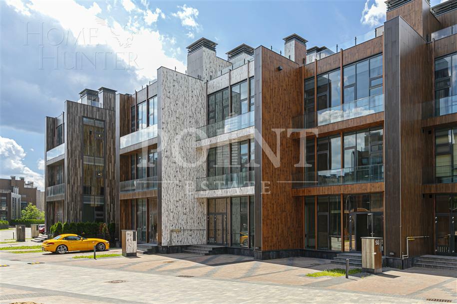 3-этажный таунхаус 238 м² без отделки