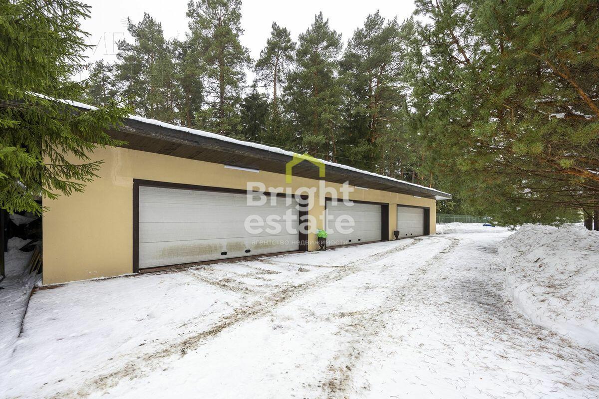 3-этажный коттедж 800 м² с отделкой