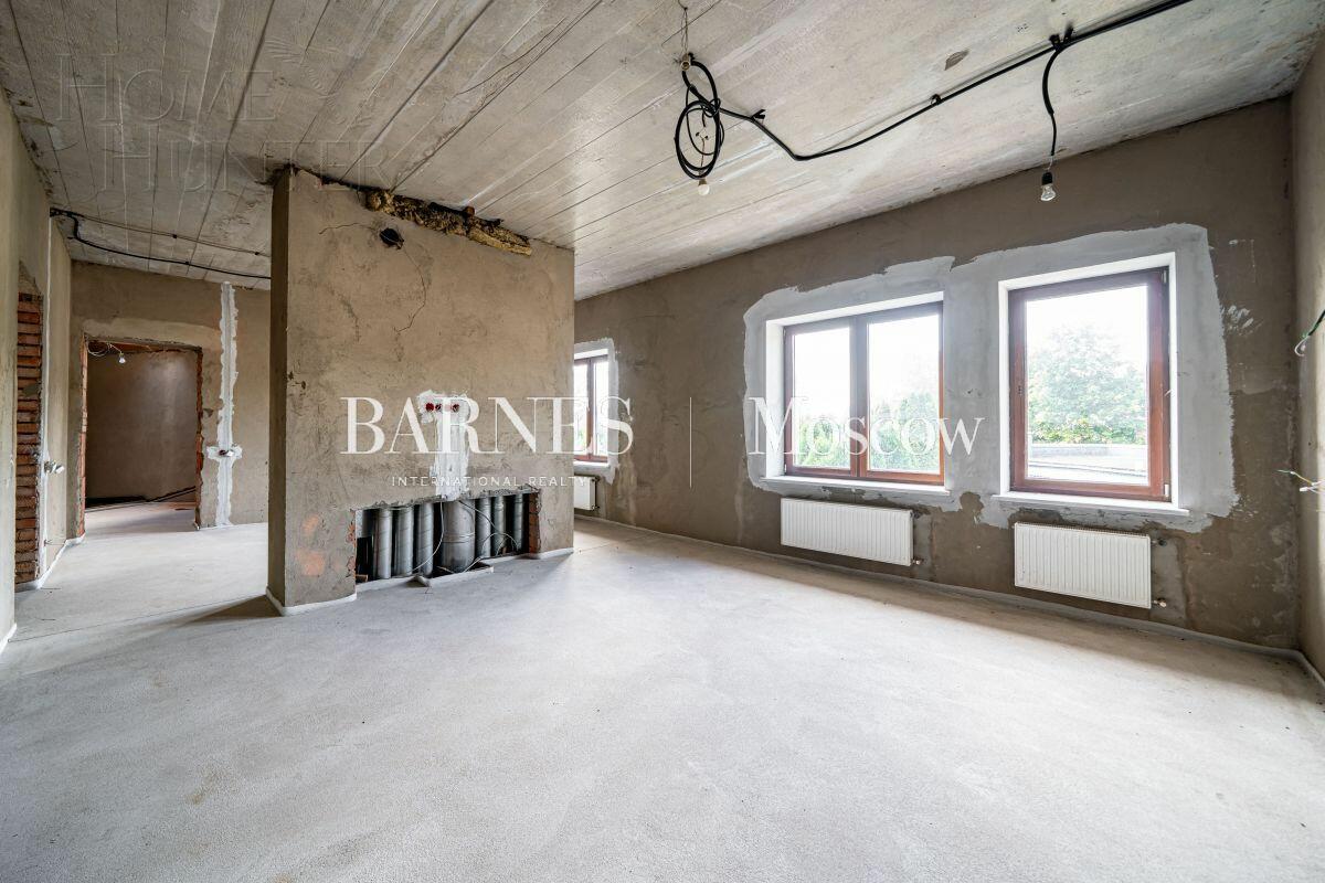 2-этажный коттедж 635.2 м² без отделки