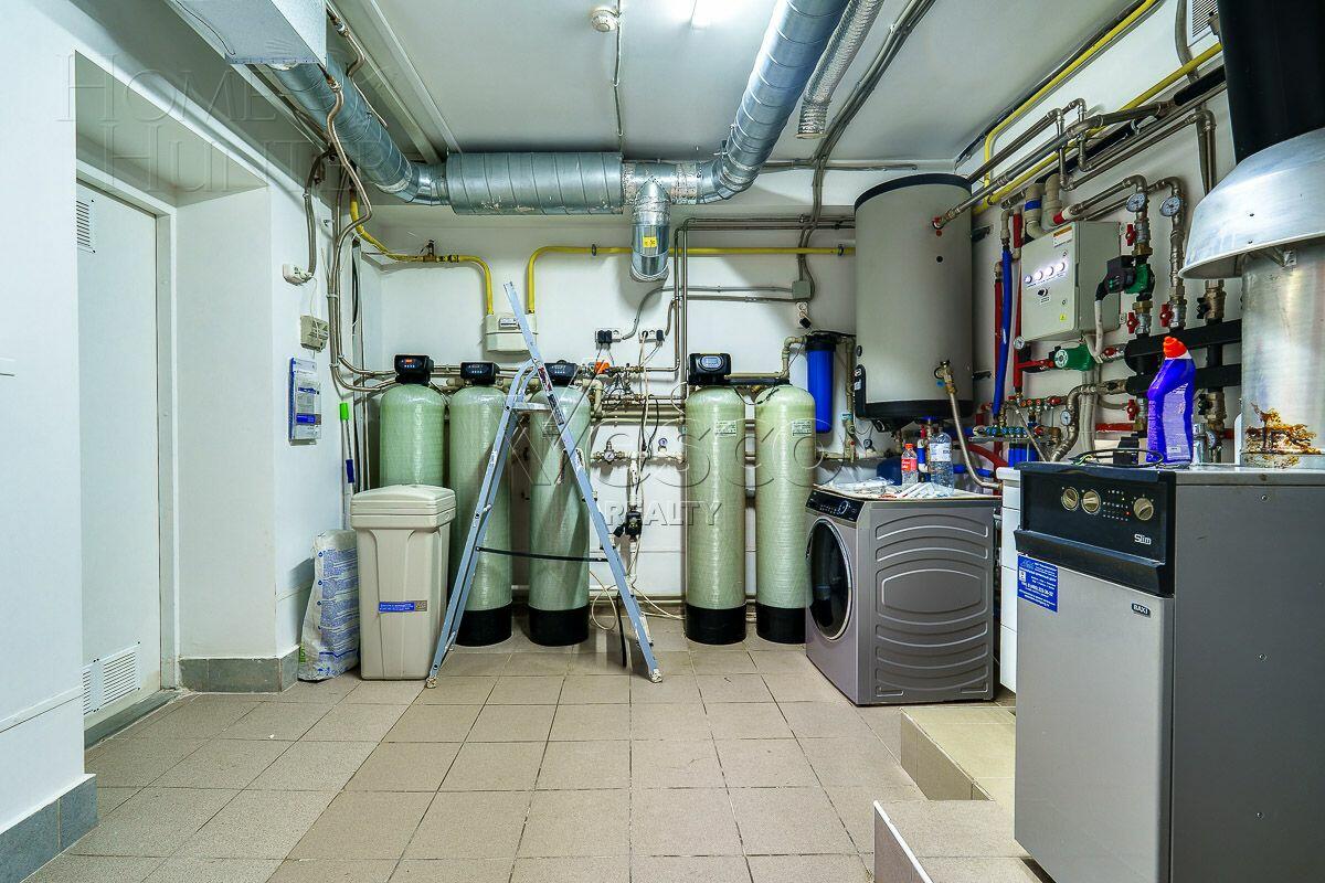 2-этажный коттедж 350 м² с отделкой