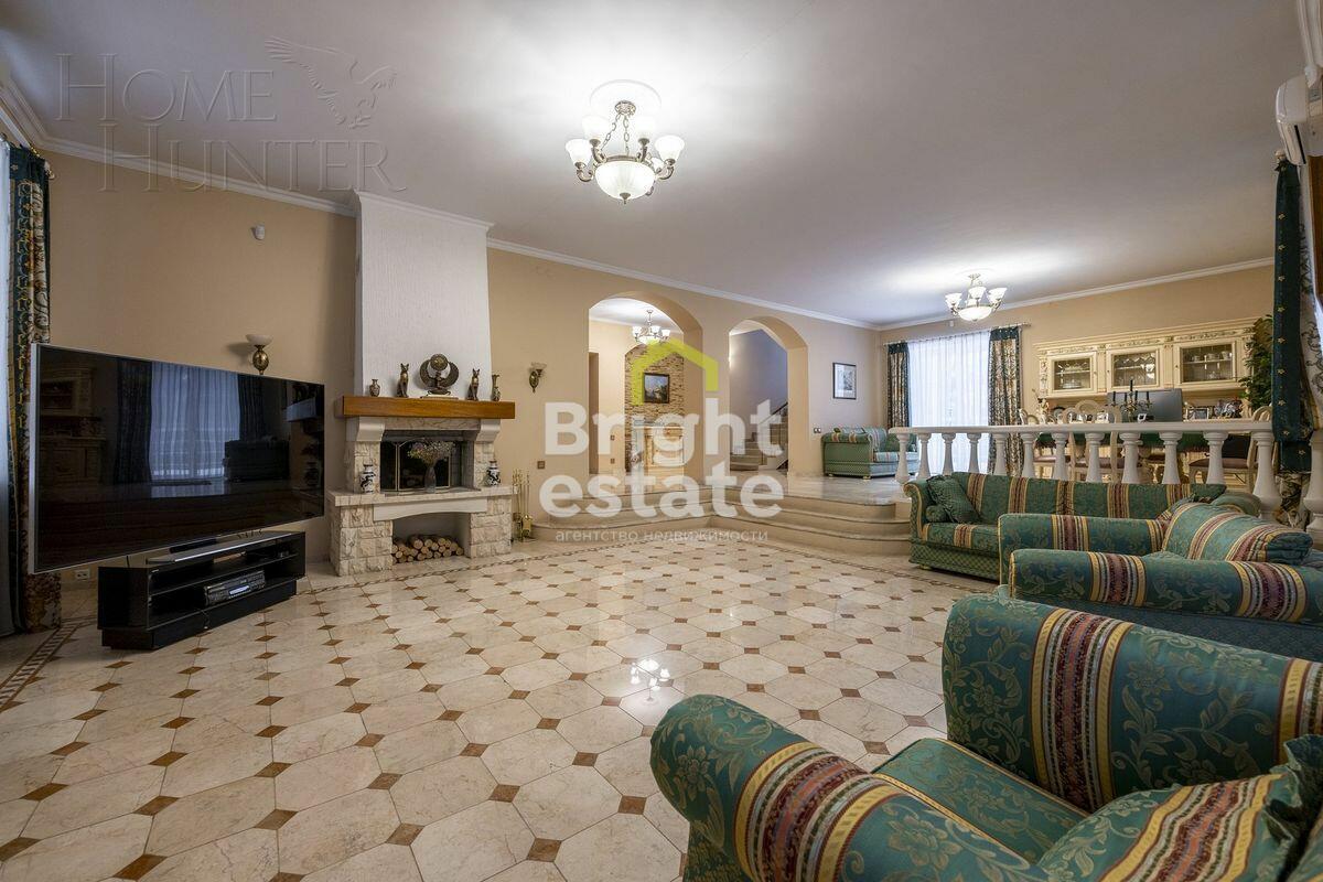 3-этажный коттедж 800 м² с отделкой