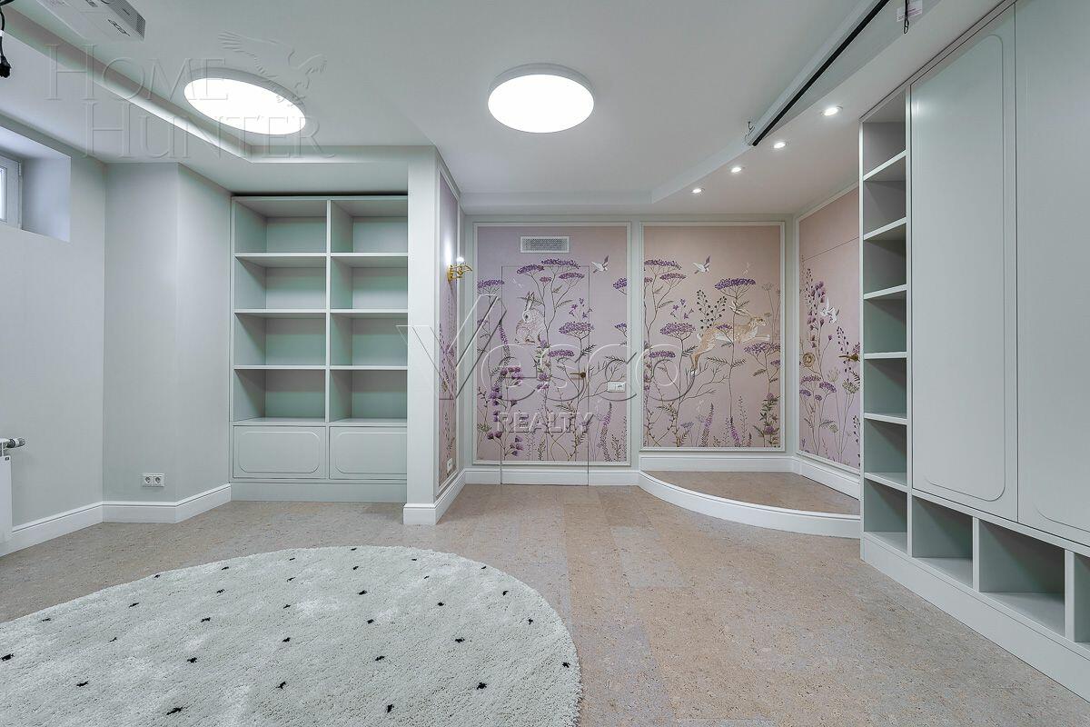 2-этажный коттедж 350 м² с отделкой