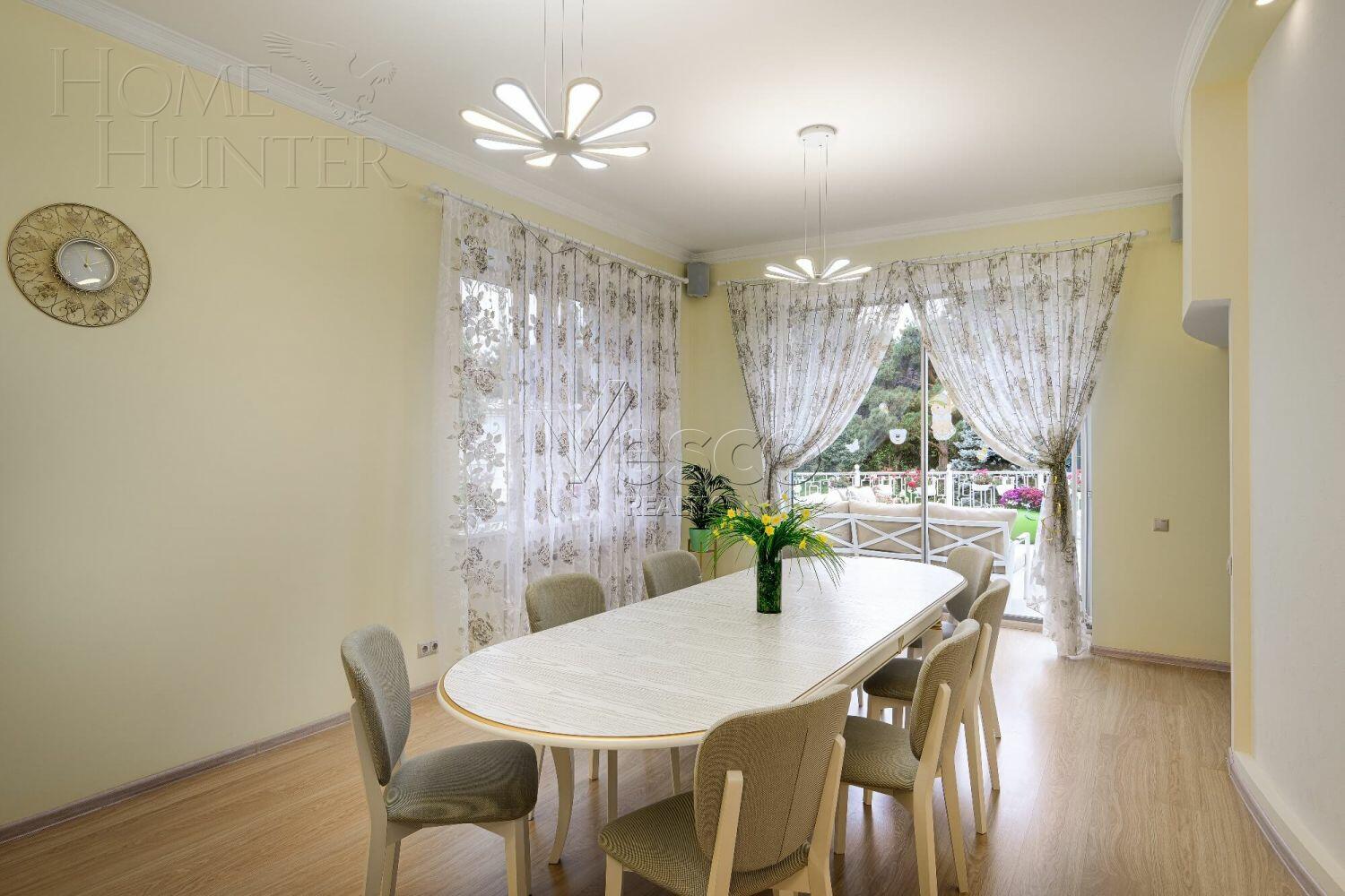 3-этажный коттедж 489 м² с отделкой