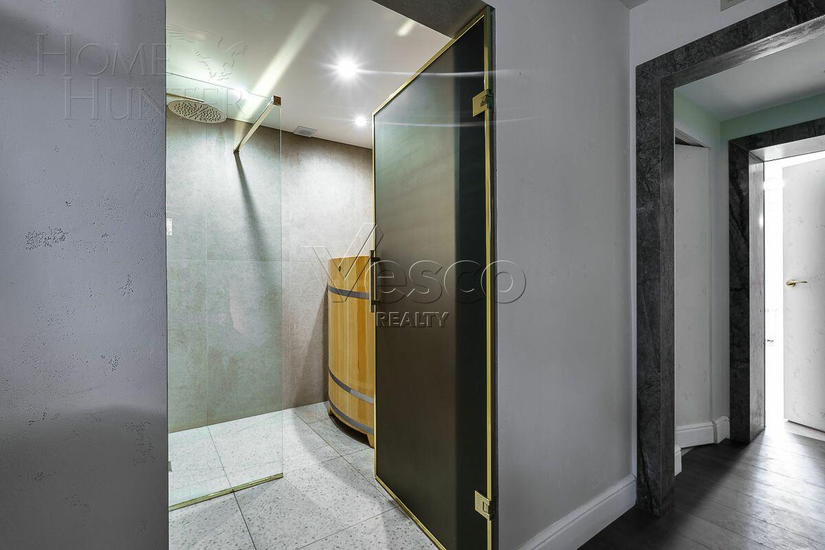 2-этажный коттедж 350 м² с отделкой