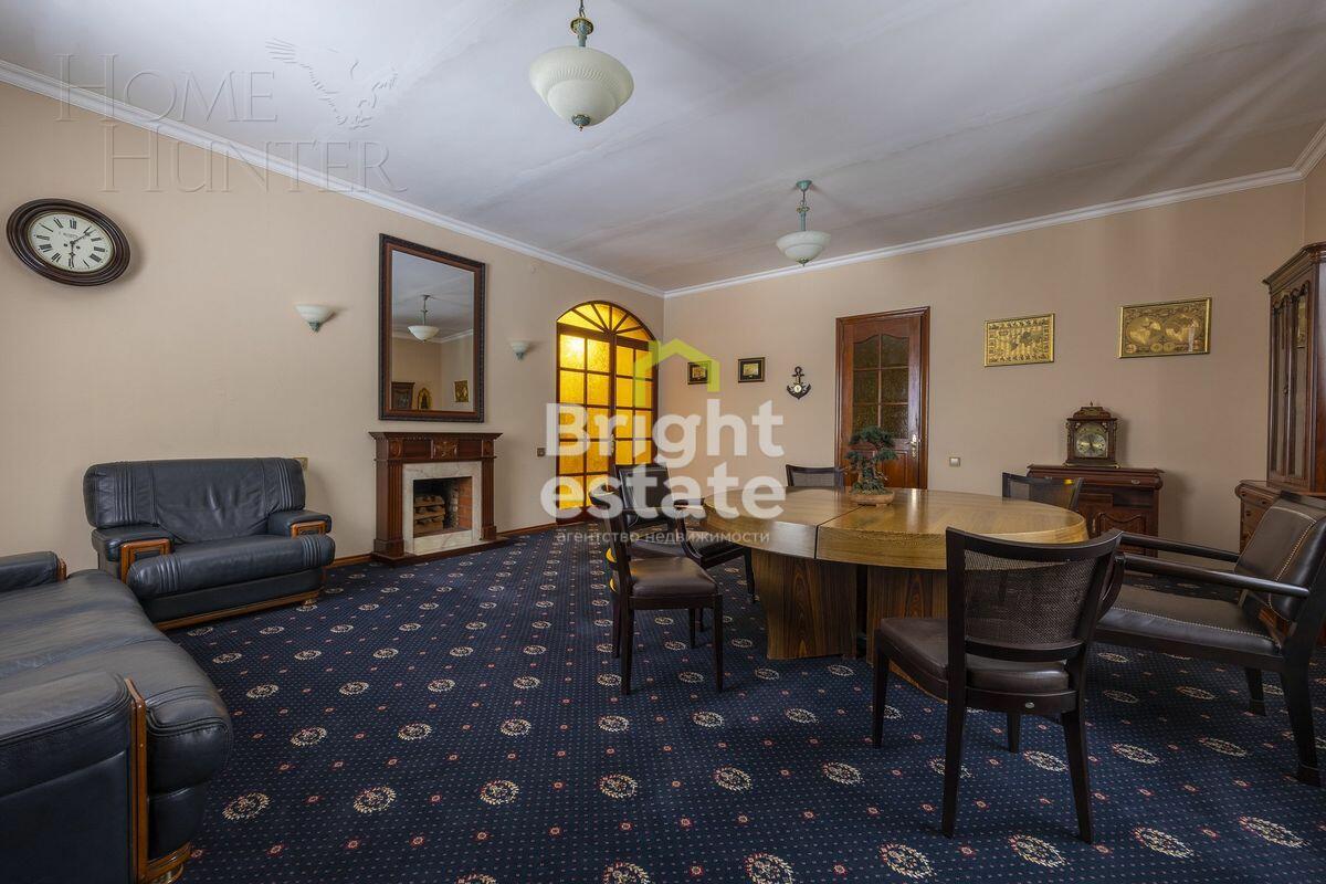 3-этажный коттедж 800 м² с отделкой