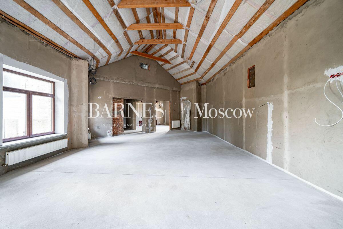 2-этажный коттедж 635.2 м² без отделки