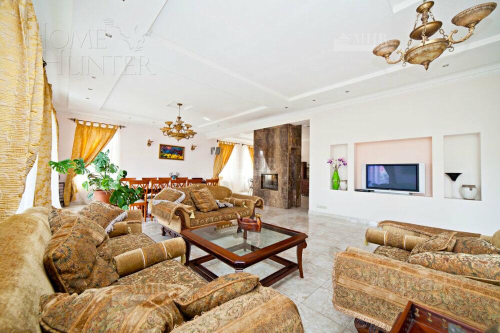 2-этажный коттедж 600 м² с отделкой