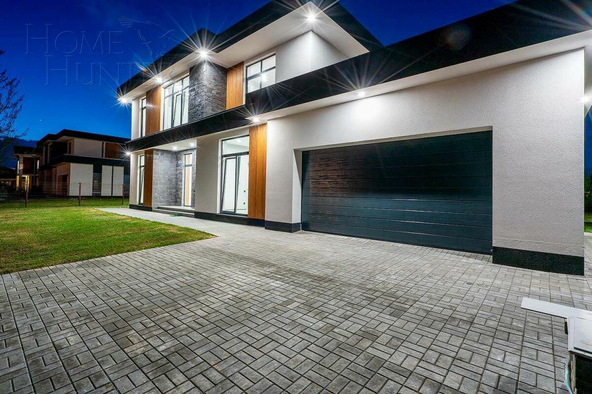 2-этажный коттедж 604 м² без отделки