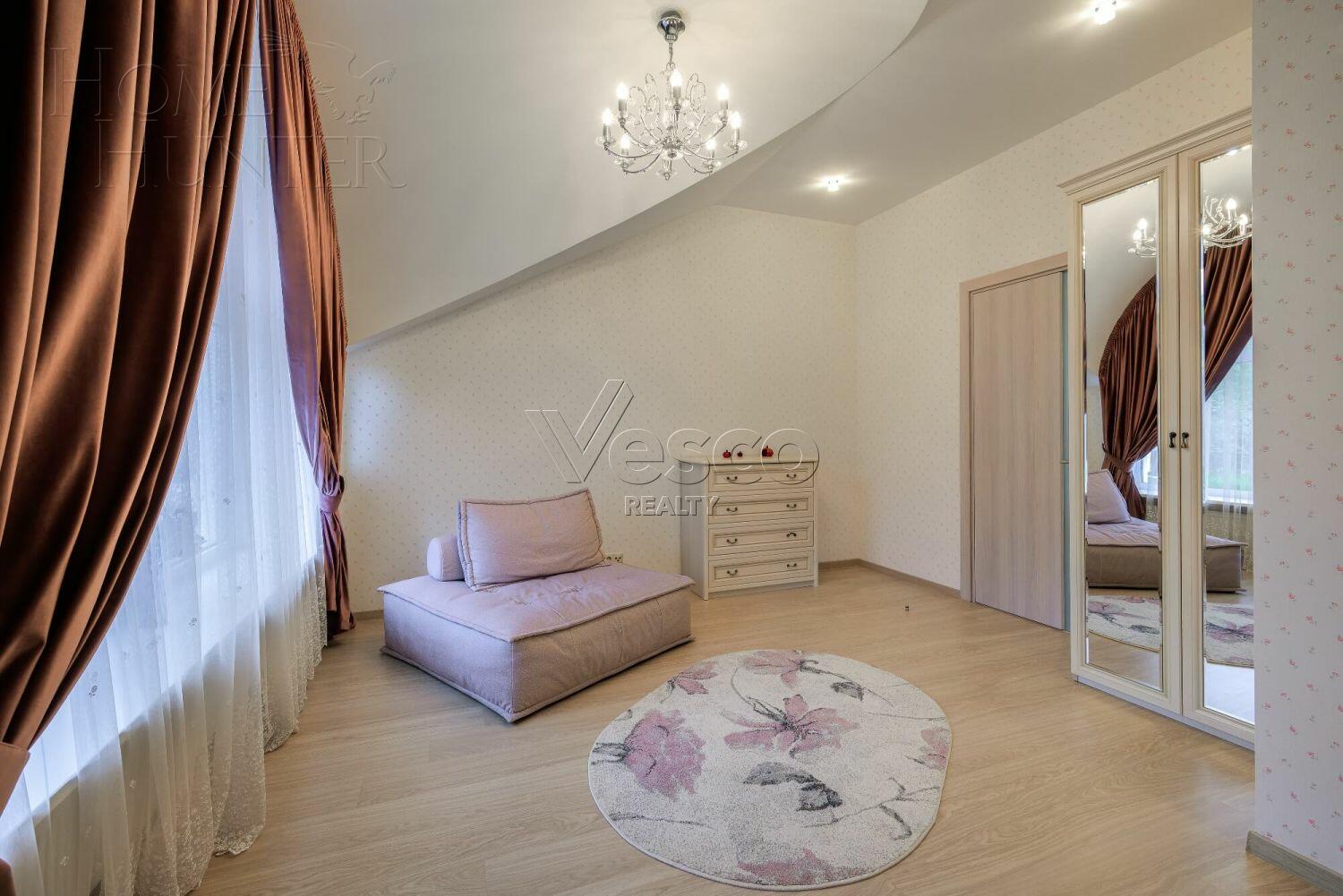 3-этажный коттедж 489 м² с отделкой