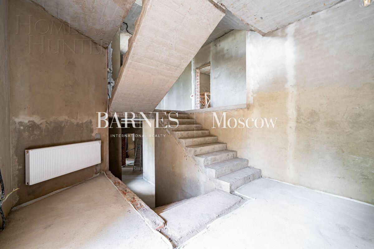 2-этажный коттедж 635.2 м² без отделки