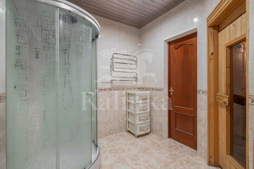 2-этажный коттедж 320 м² с отделкой