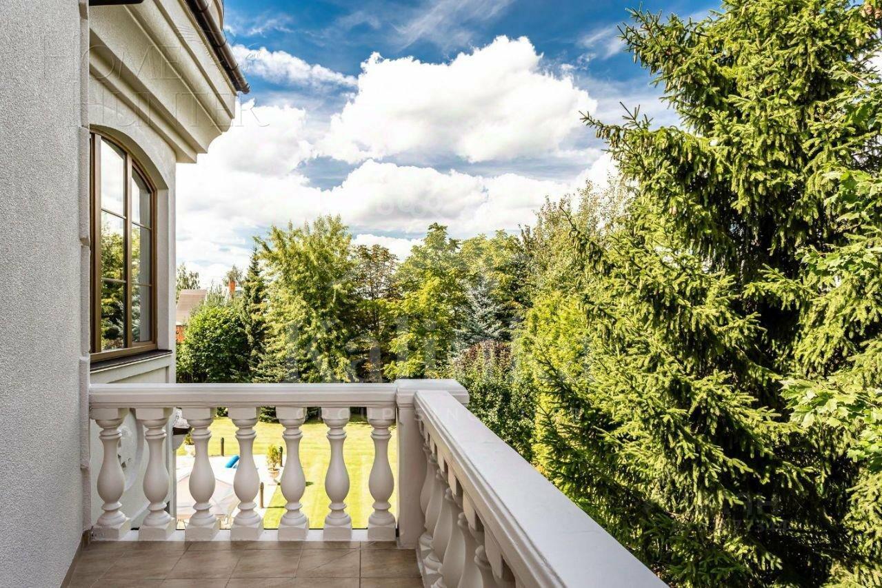 3-этажный коттедж 750 м² с отделкой