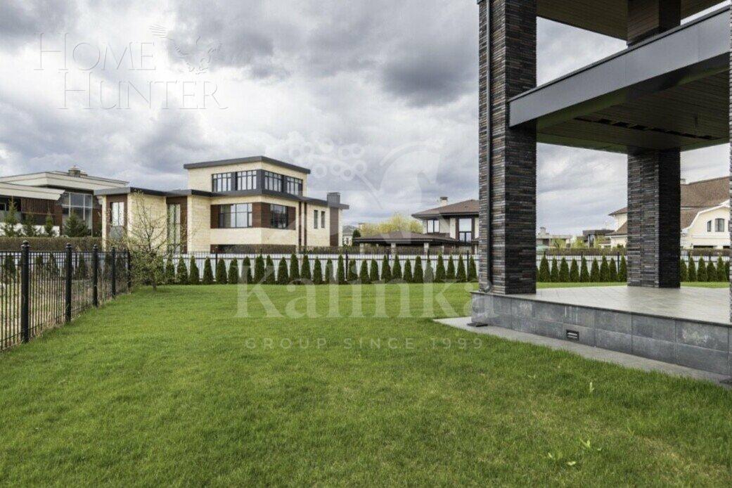 2-этажный коттедж 460 м² без отделки