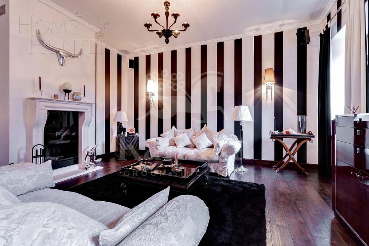 3-этажный коттедж 1 000 м² с отделкой