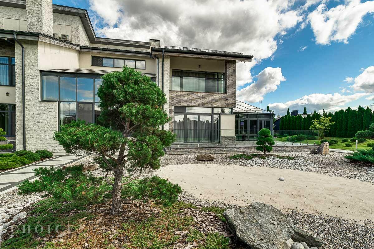 2-этажный коттедж 1 127.4 м² с отделкой