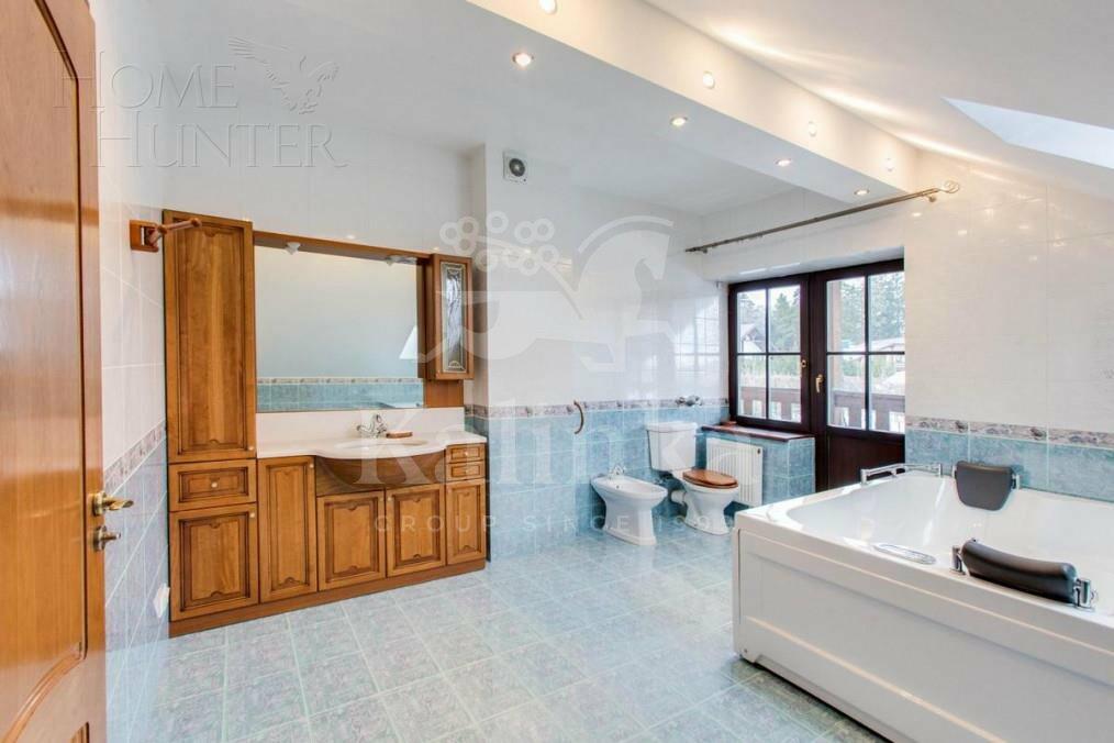 2-этажный коттедж 340 м² с отделкой