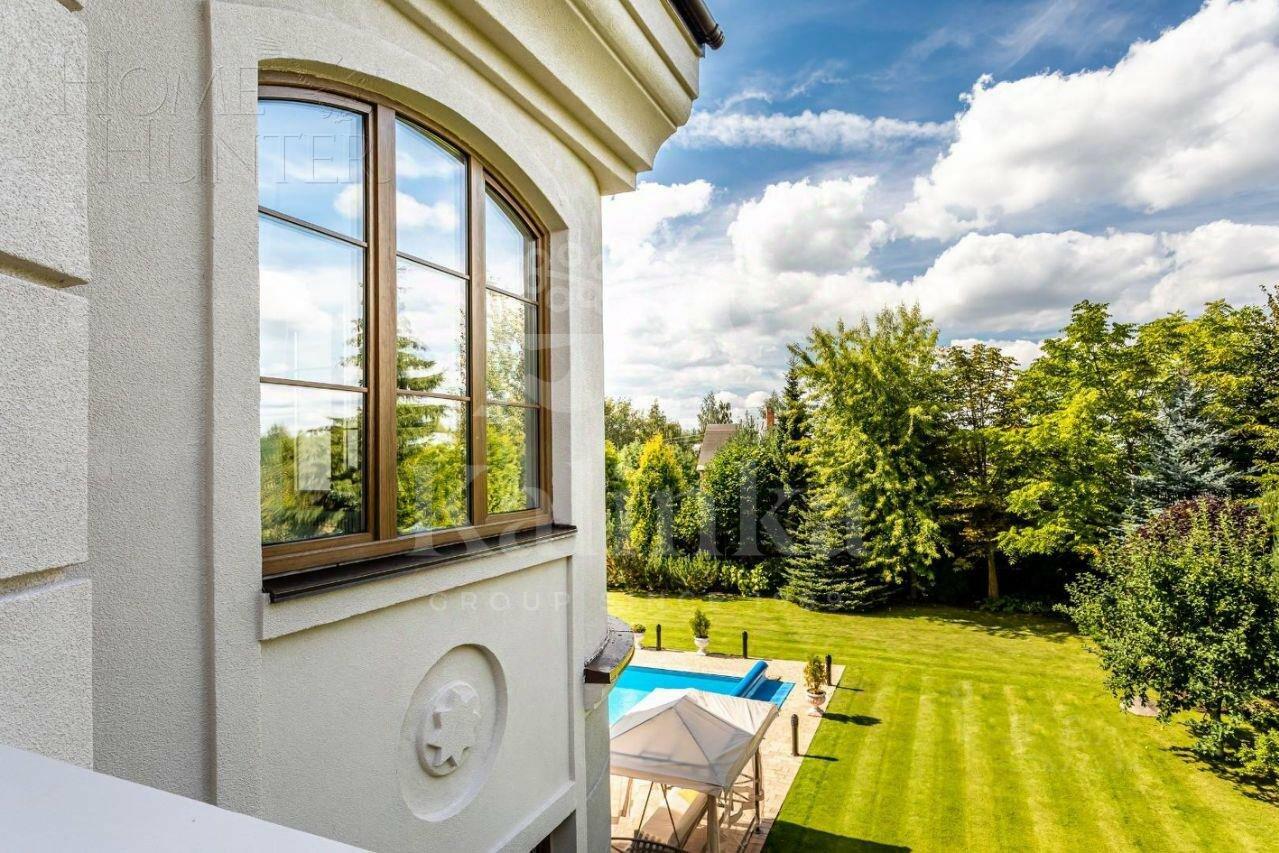 3-этажный коттедж 750 м² с отделкой