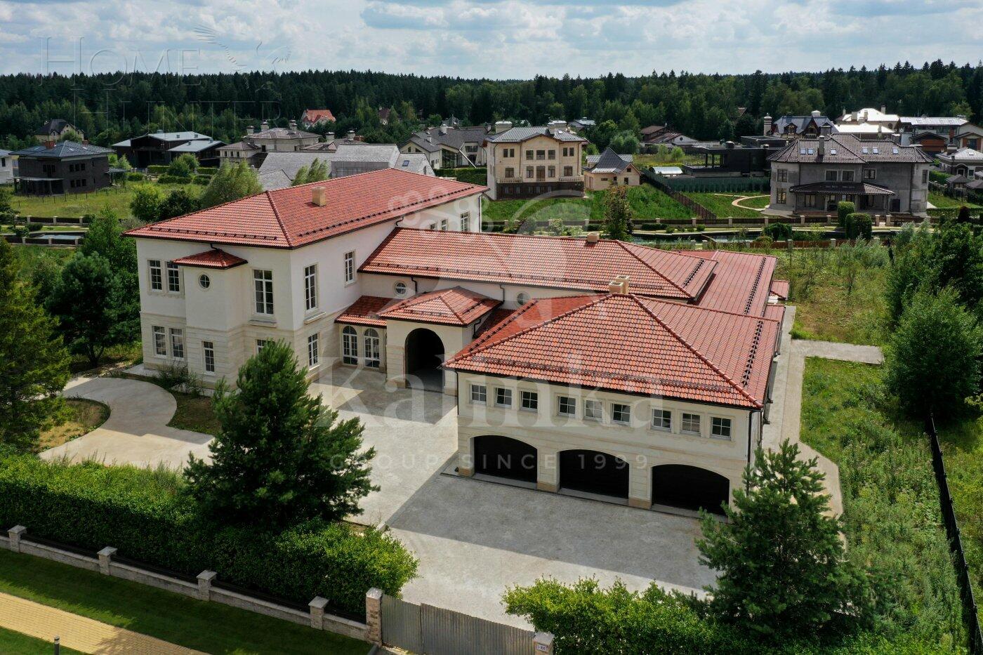 2-этажный коттедж 2 355 м² без отделки