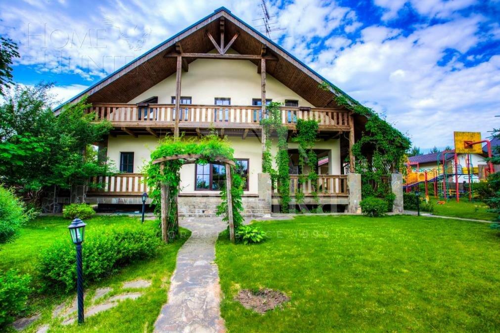 2-этажный коттедж 340 м² с отделкой