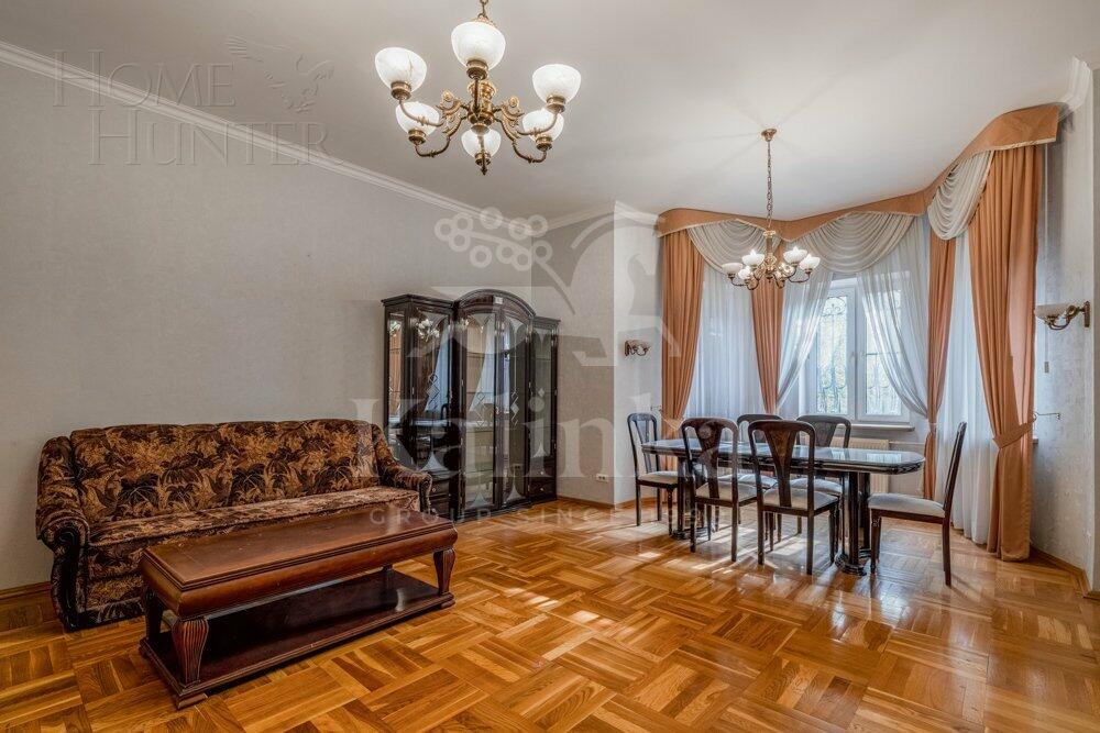 2-этажный коттедж 320 м² с отделкой