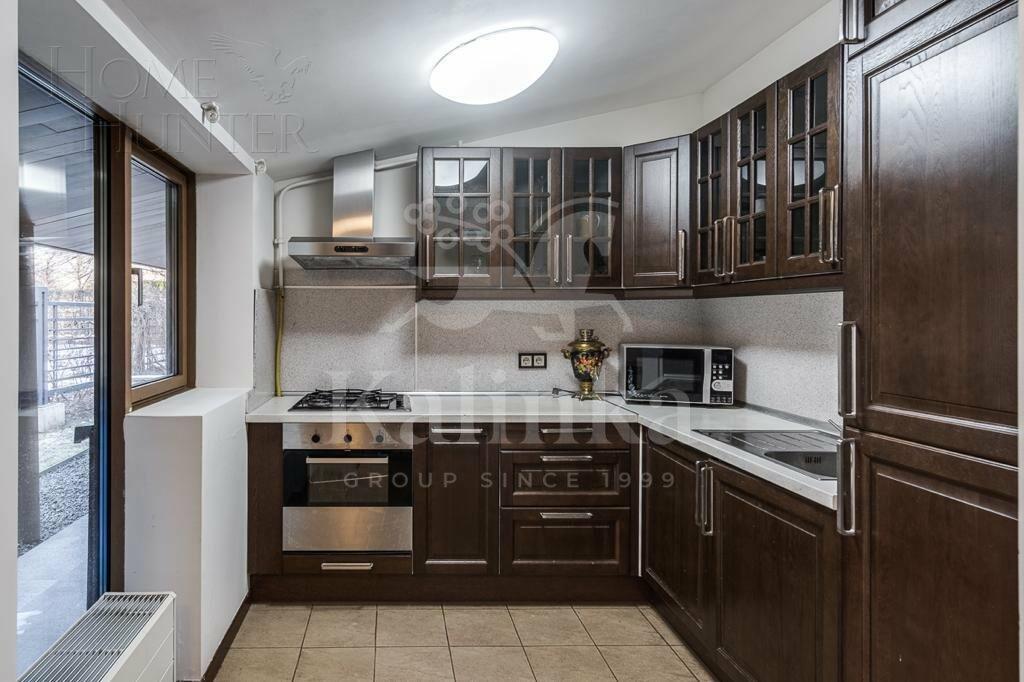 2-этажный коттедж 1 360 м² с отделкой