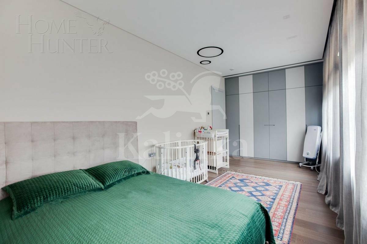 2-этажный коттедж 935 м² с отделкой