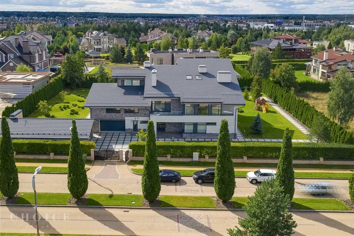 2-этажный коттедж 1 127.4 м² с отделкой